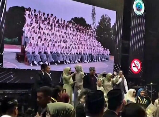 
 Acara perpisahan siswa kelas XII SMAN 1 Sungai Tabuk, Kalimantan Selatan, Hexagon Banjarmasin tuai kontroversi. foto-istimewa.  