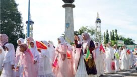 Lima ribu peserta ramaikan Pawai Hijriah di Martapura, Kabupaten Banjar, menyambut tahun baru Islam 1447 H, Sabtu (28/6/2025). foto-RSB