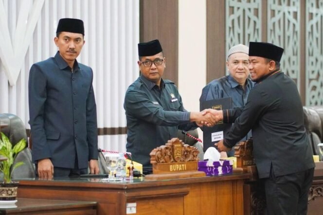 
 Rapat Paripurna DPRD Banjar, Rabu (25/6/2025). foto-RSB