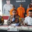 Kapolres Banjarbaru, AKBP Pius X Febry Aceng Loda, menggelar konferensi pers pengungkapan kasus sabu 10,3 Kg, Selasa (3/6/2025). foto-Hendra