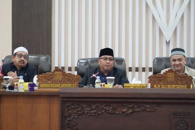 
 DPRD Banjar Gelar Paripurna Jawaban Bupati atas Raperda RPJMD 2025–2029