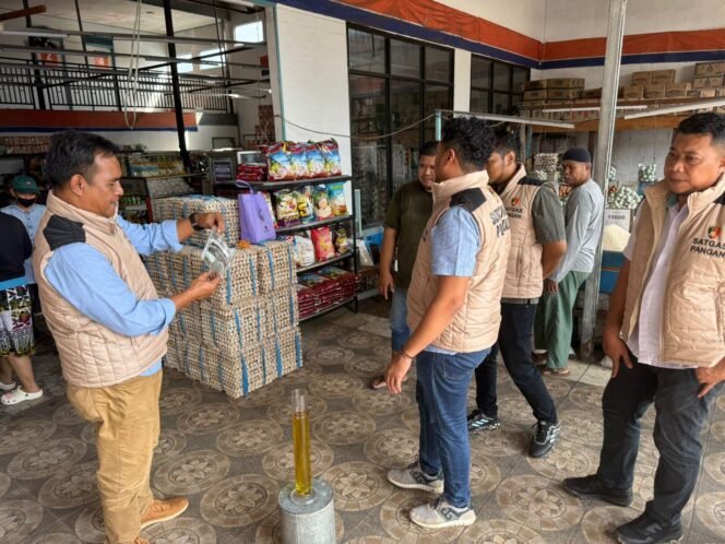 
 Satgas Pangan Polda Kalsel Sidak Minyak Goreng Minyakita di Banjarmasin