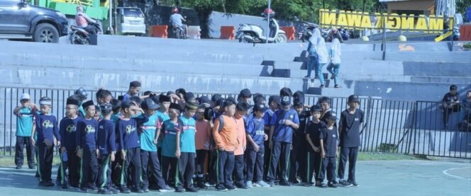 
 UKHUWAH CUP III Resmi Dibuka: 32 Tim SD di Soppeng Siap Bertanding Junjung Sportivitas