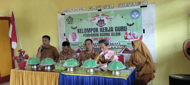 
 Ketua Gugus I Soppeng Tekankan Pentingnya Memaknai Aturan dengan Bijak dalam Pertemuan KKG PAI Lalabata