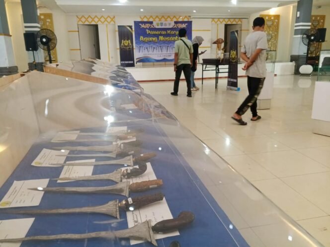 
 Pameran Keris Pusaka di Martapura Berakhir Khidmat, Kisah Ratusan Tahun Terungkap