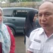 Kabag Administrasi Pembangunan Pemkab Kotabaru, Syaid Syarifudin dan Camat Pulau Laut Utara, Pia Widya Lakmy. foto-istimewa