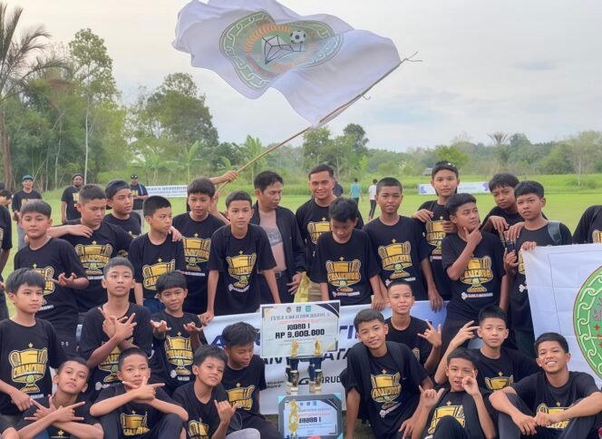 
 SSB SBM keluar sebagai juara Turnamen Piala Soeratin U-13 Tingkat Kabupaten Banjar. Foto-istimewa