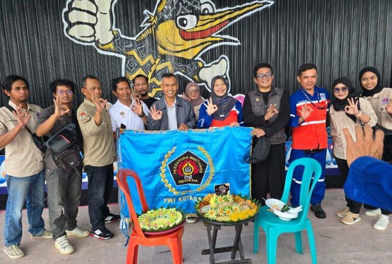 PWI Kotabaru Apresiasi Kontribusi Indocement di Usia 50 Tahun