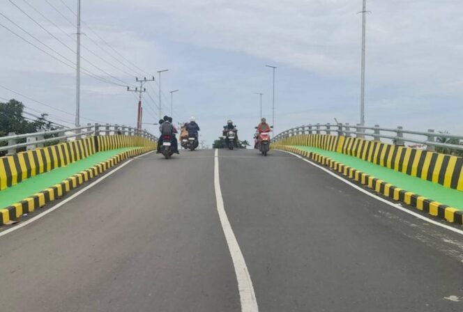 
 18 buah besi Jembatan Mantuil di Kota Banjarmasin dilaporkan lenyap diduga dicuri maling. Foto-Istimewa