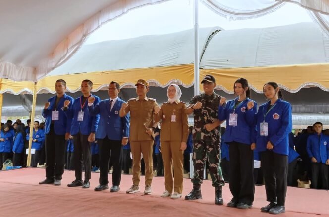 
 Wali Kota Banjarmasin Apresiasi Bintalfisdis Poliban: Kami Bangga Karena Libatkan TNI