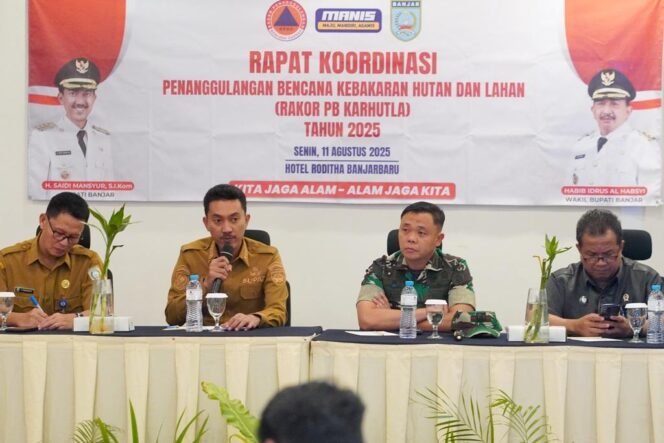 
 Pemkab Banjar gelar Rakor Penanggulangan Karhutla di Hotel Roditha Banjarbaru, Senin (11/8/2025). Foto: RSB