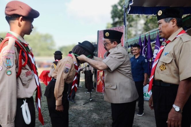 
 Pembukaan Jambore Cabang 2025 di Lapangan Depan SDN Indrasari 2, Martapura, pada Kamis (7/8/2025). Foto: RSB