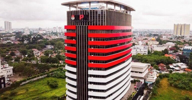 Bupati Banjar Saidi Mansyur dan Ketua DPRD di Gedung KPK, Ngapain?