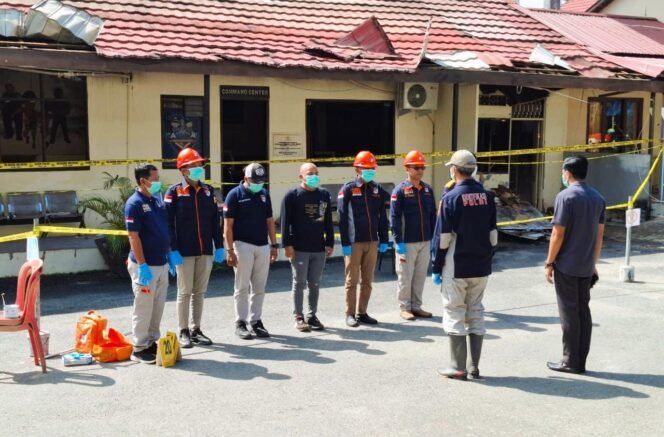 
 Tim Inafis Selidiki Penyebab Kebakaran Polres Banjarbaru