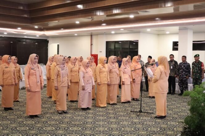 
 Pengukuhan Dharma Wanita Persatuan (DWP) Kabupaten Kotabaru periode 2024-2029. Foto: istimewa