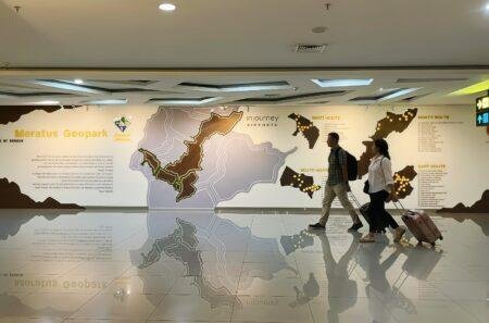 Wajah Baru Bandara Syamsudin Noor, Bernuansa Geopark Meratus dan Adat Dayak