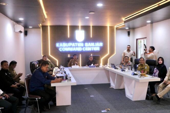 
 Pemkab Banjar mengikuti rakor secara daring yang digelar Kemendagri, Selasa (2/9/2025). Foto: RSB