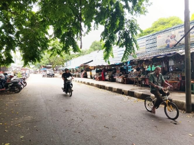 
 Daya Beli di Pasar Martapura Lesu