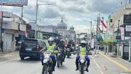 personel TNI dan Polri melaksanakan patroli gabungan di wilayah hukum Kabupaten Banjar, Senin (1/9/2025). Foto: Humas Polres Banjar