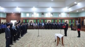 Gubernur Kalimantan Selatan, H Muhidin, melantik 11 Pejabat Tinggi Pratama di lingkungan Pemerintah Provinsi (Pemprov) Kalsel, Senin (13/10/2025). Foto: MC Kalsel