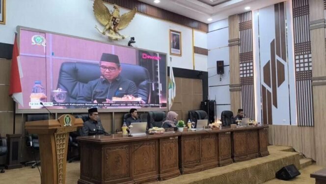 
 Saiful Arif Resmi Jabat Wakil Ketua II DPRD Balangan melalui PAW