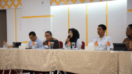 Satgas Percepatan Pelaksanaan Program MBG Kabupaten Banjar menggelar Rakor dengan seluruh SPPG, di Aula Berlian Guest House Sultan Sulaiman, Martapura, Selasa (14/10/2025). Foto: MC Kominfo Banjar