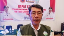 Kepala Stasiun Klimatologi Kelas I BMKG Kalsel, Klaus Johannes Apoh Damanik. Foto: Haris