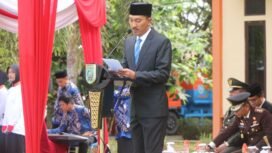 Bupati Banjar, H Saidi Mansyur, saat memimpin upacara Peringatan Hari Sumpah Pemuda ke-97 Tahun 2025 pada Selasa (28/10/2025) pagi. Foto: RSB