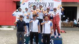 Atlet Balap Sepeda M Zainur Rahman dan M Fariz Abqori, meraih perak di nomor kategori TTT pada Porprov Kalsel 2025, Jumat (31/10/2025). Foto: istimewa