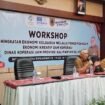 Dinas Koperasi dan UKM Provinsi Kalsel gelar Workshop Peningkatan Ekonomi Keluarga melalui Pengembangan Ekonomi Kreatif dan Koperasi di Banjarmasin, Selasa (14/10/2025). Foto: MC Kalsel.