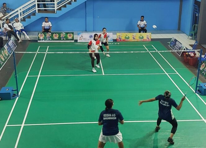 
 Bermain Cantik, Ganda Putri Banjar Raih Emas Bulutangkis Porprov Kalsel XII