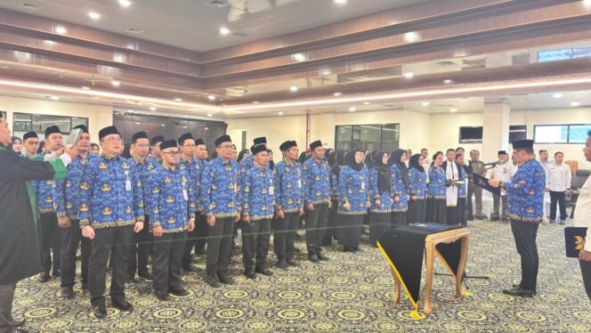 
 Sekda Kotabaru Melantik Pejabat Fungsional, Dorong ASN Lebih Profesional dan Inovatif
