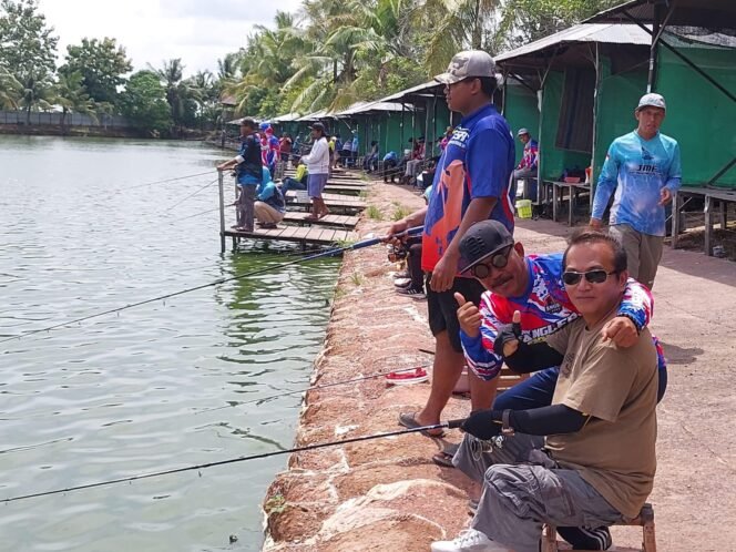 
 Meriahnya Lomba Memancing Al Fathin Cup 2 di Martapura, Diikuti Ratusan Angler