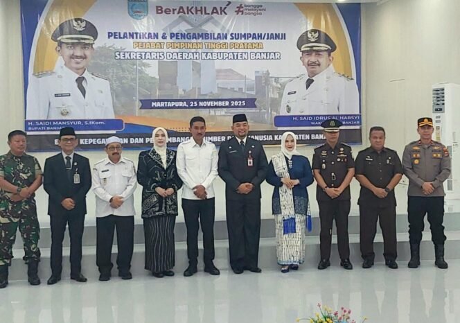 
 Bupati Saidi Mansyur Melantik Yudi Andrea Jadi Sekda Banjar