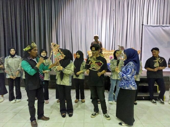 
 Peringati Hari Wayang Dunia, Disdikbud Kalsel Gelar Dialog Tingkatkan Kualitas Dalang Banjar