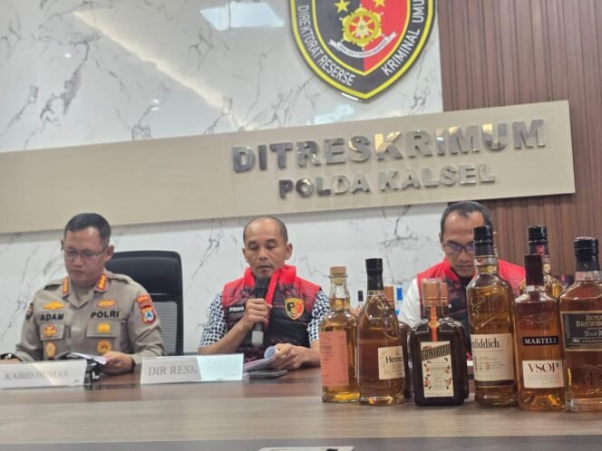 
 Polda Kalsel Sita Ribuan Miras Oplosan Bermerek Terkenal