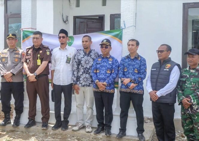 
 Sekwan DPRD Balangan Apresiasi PN Paringin Atas Eksekusi Perdata yang Berjalan Aman dan Tertib
