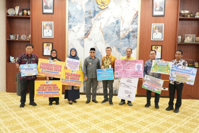 
 Program PK2D 2025, Bupati Kotabaru Serahkan Bantuan ke SKPD Terkait
