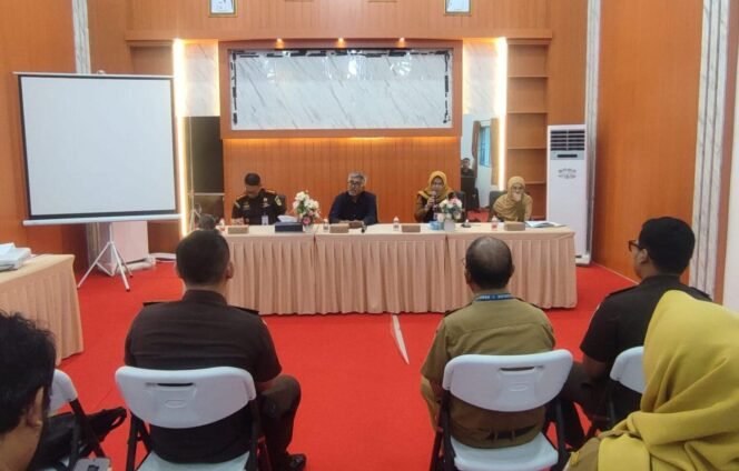 
 Pemkab Banjar menggelar Ekspose Perencanaan Pengadaan Tanah untuk proyek tersebut di Aula Kantor Dinsos P3AP2KB, Martapura, Senin (8/12/2025) pagi. Foto: RSB
