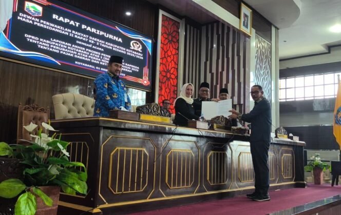 
 DPRD Kotabaru Sahkan Perubahan Perda Pajak Daerah dan Retribusi