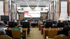 Rapat Pembahasan Raperda APBD Balangan 2026, Selasa (2/12/2025).