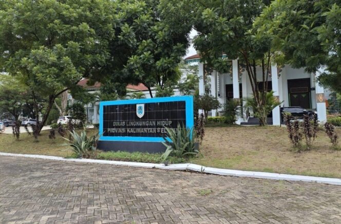 
 Sambut Nataru dan Haul Sekumpul, DLH Kalsel Ingatkan Warga Jaga Kebersihan Lingkungan