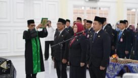Pelantikan tiga pejabat tinggi pratama lingkup Pemkab Banjar, Senin (5/1/2026). foto: RSB
