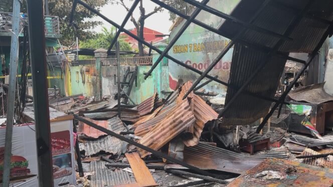 
 Kondisi Pasca Kebakaran di Lingkungan SMAN 7 Banjarmasin. Rabu (7/1/2025). foto: Kim