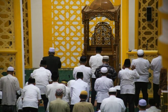 
 Pemkab Kotabaru Gelar Salat Hajat dan Doa Bersama Sambut Tahun Baru 2026