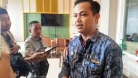 F&B Supervisor Grand Qin Hotel, Abdul Halim. 