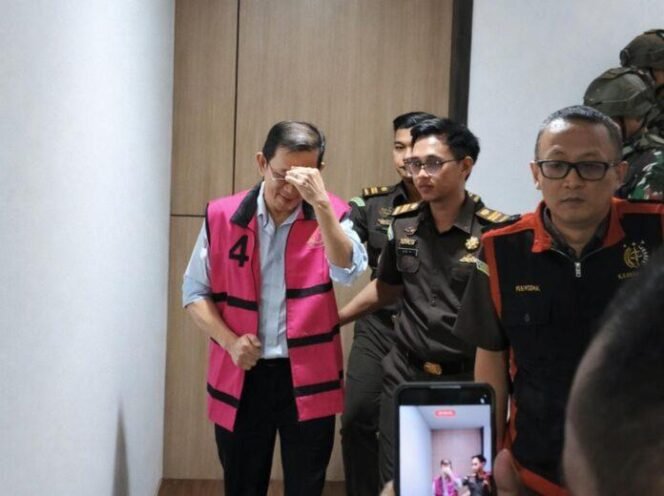 
 Kejati Kaltim Tahan Direktur Tiga Perusahaan Tambang, Kerugian Negara Ditaksir Rp500 Miliar