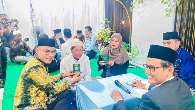 
 Pemkab Kotabaru Gelar Nikah Massal, Perkuat Legalitas dan Kualitas Keluarga