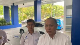 Direktur Umum PT Air Minum Intan Banjar, Syaiful Anwar saat memberikan keterangan pada awak media, Rabu (25/2/2026). foto: Haris P.
