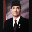 Sumber: Wikipedia, Berkas:Try Sutrisno Official Portrait